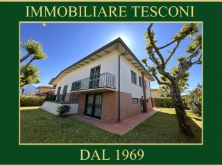 Villa singola in vendita a Marina di Pietrasanta