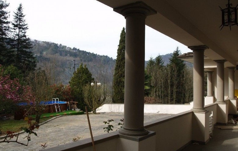 Villa singola in vendita a Camaiore