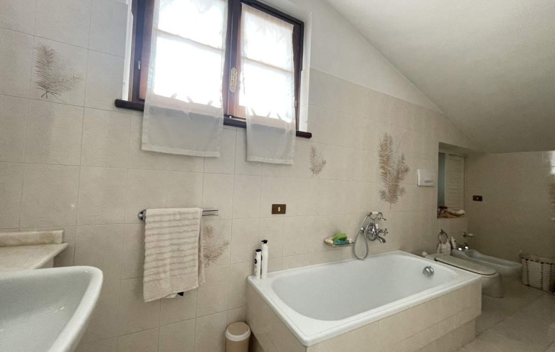 Villa singola in vendita a Pietrasanta