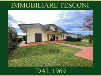 Villa singola in vendita a Pietrasanta