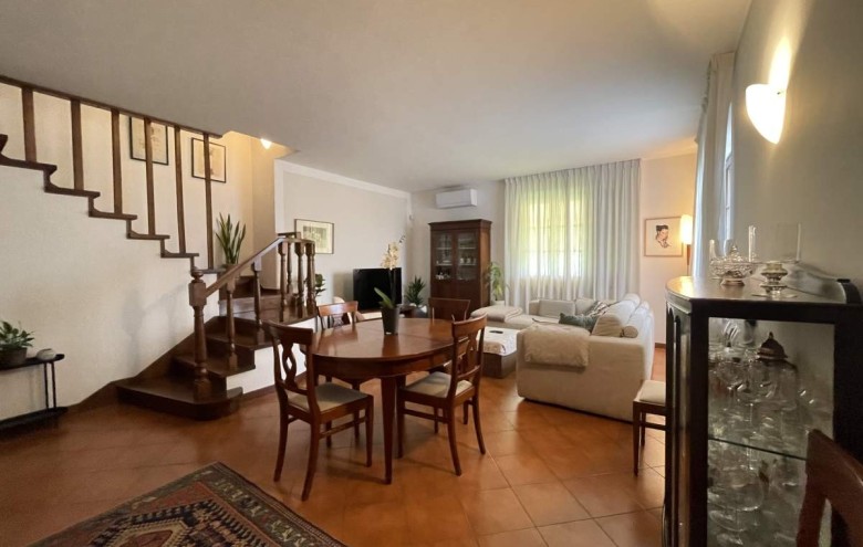 Villa singola in vendita a Pietrasanta