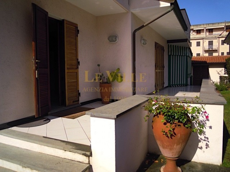 Porzione di casa in vendita a Pietrasanta