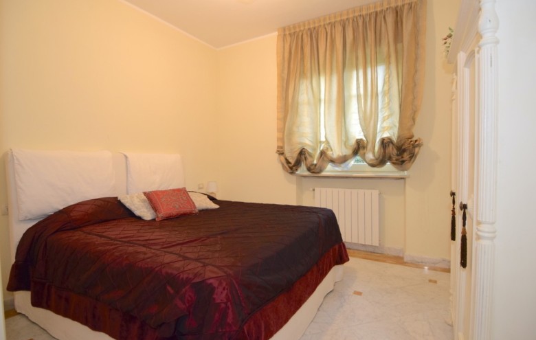 Villa singola in affitto a Pietrasanta