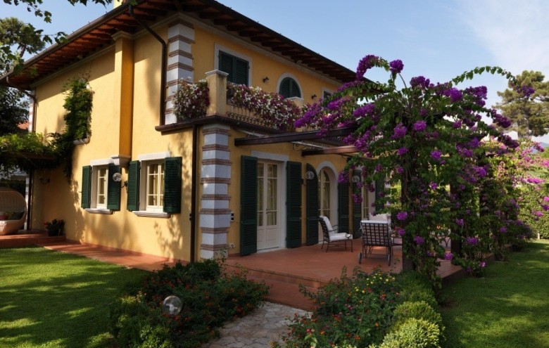 Villa singola in affitto a Pietrasanta