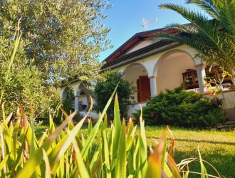 Villa singola in vendita a Capezzano Monte
