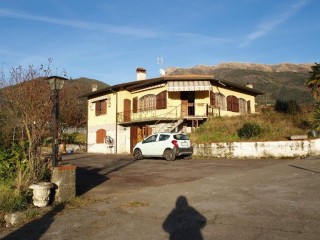 Villa singola in vendita a Pieve di Camaiore