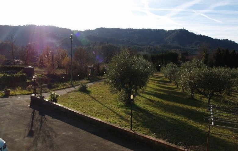 Villa singola in vendita a Camaiore