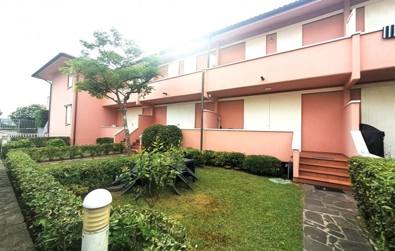Villetta a schiera in vendita a Massa