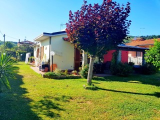 Villa singola in vendita a Romagnano