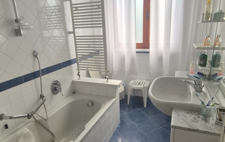 Villa singola in vendita a Pietrasanta