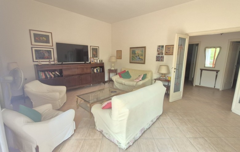 Villa singola in vendita a Pietrasanta