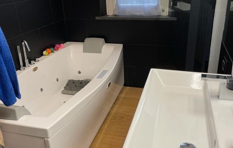 Appartamento in vendita a Massa