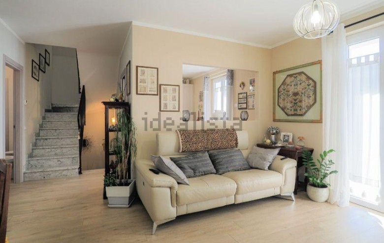 Villetta a schiera in vendita a Massa