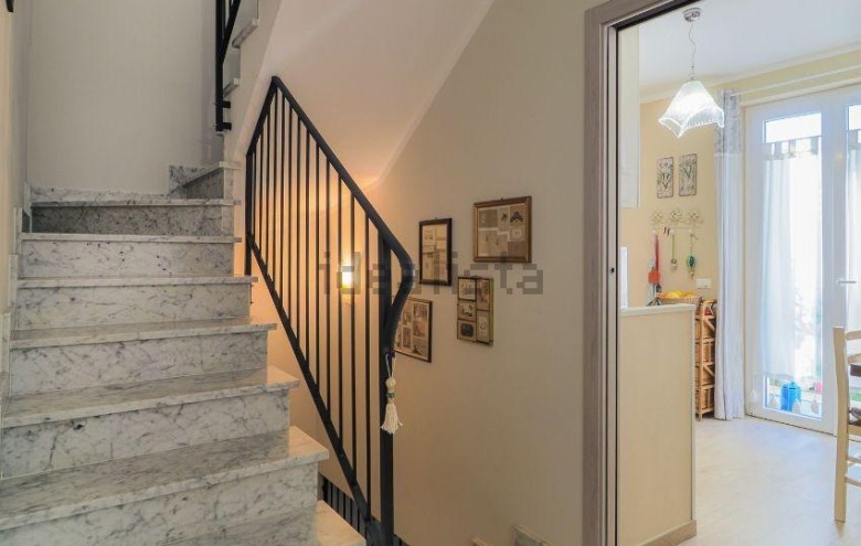 Villetta a schiera in vendita a Massa