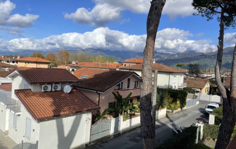 Appartamento in affitto a Pietrasanta