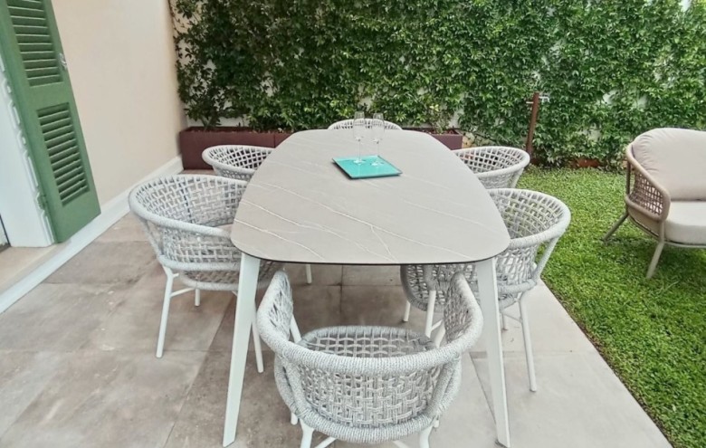 Bifamiliare in affitto a Pietrasanta