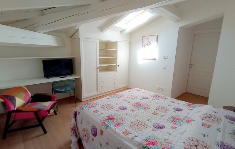 Bifamiliare in affitto a Pietrasanta