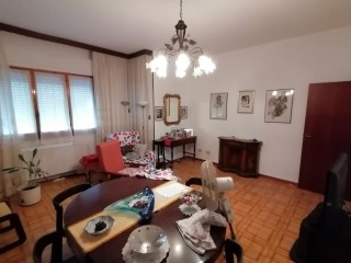 Appartamento in vendita a Avenza