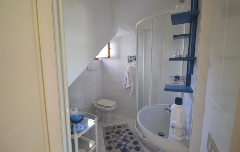 Bifamiliare in affitto a Pietrasanta