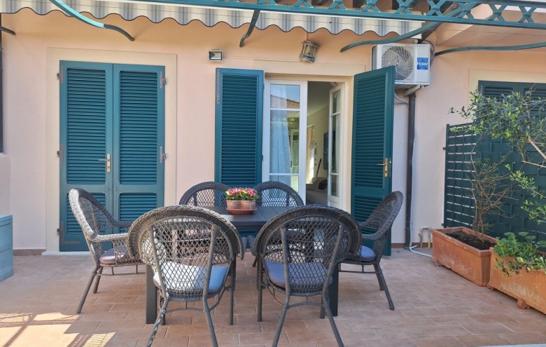 Villetta a schiera in affitto a Pietrasanta