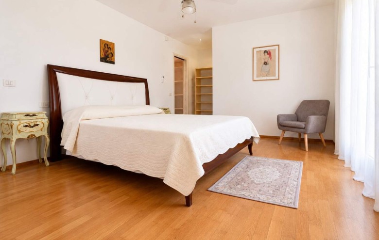 Villa singola in affitto a Pietrasanta