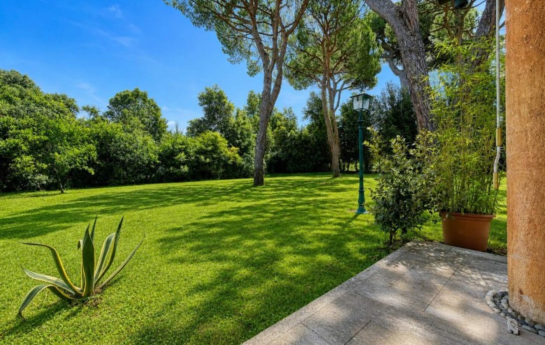 Villa singola in affitto a Pietrasanta
