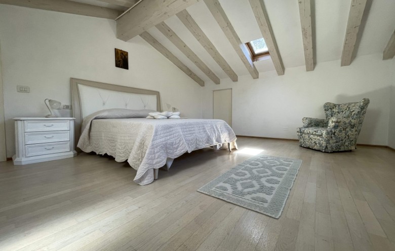 Villa singola in affitto a Pietrasanta