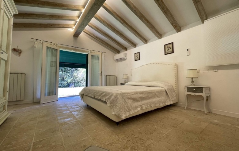 Villa singola in affitto a Pietrasanta