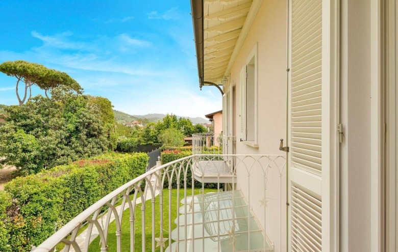 Villa singola in affitto a Pietrasanta