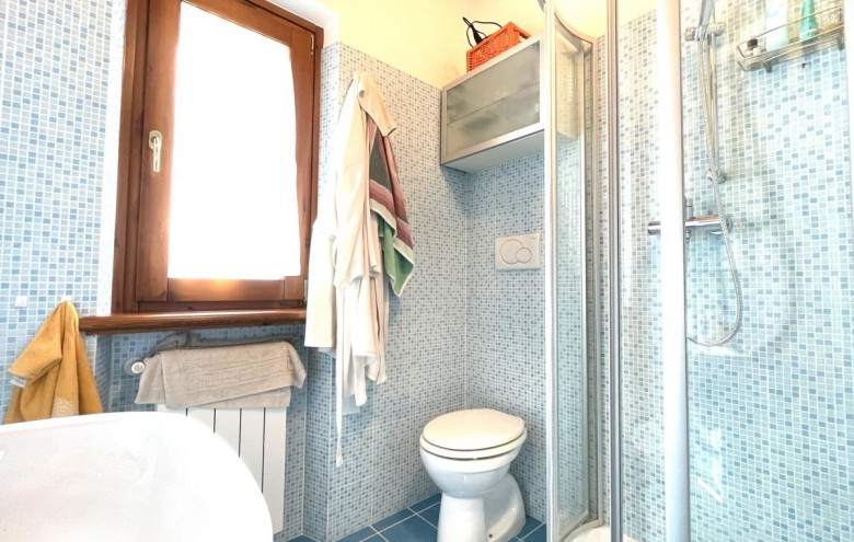 Bifamiliare in affitto a Pietrasanta