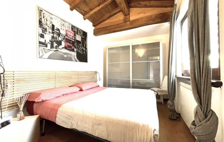 Bifamiliare in affitto a Pietrasanta