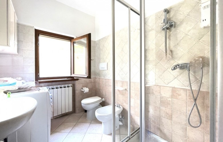 Bifamiliare in affitto a Pietrasanta