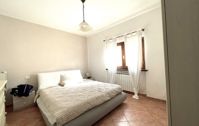 Bifamiliare in affitto a Pietrasanta