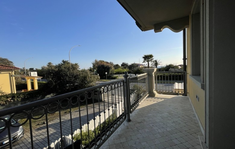 Appartamento in vendita a Pietrasanta