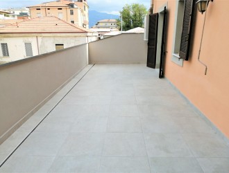 Appartamento in vendita a Marina di Massa