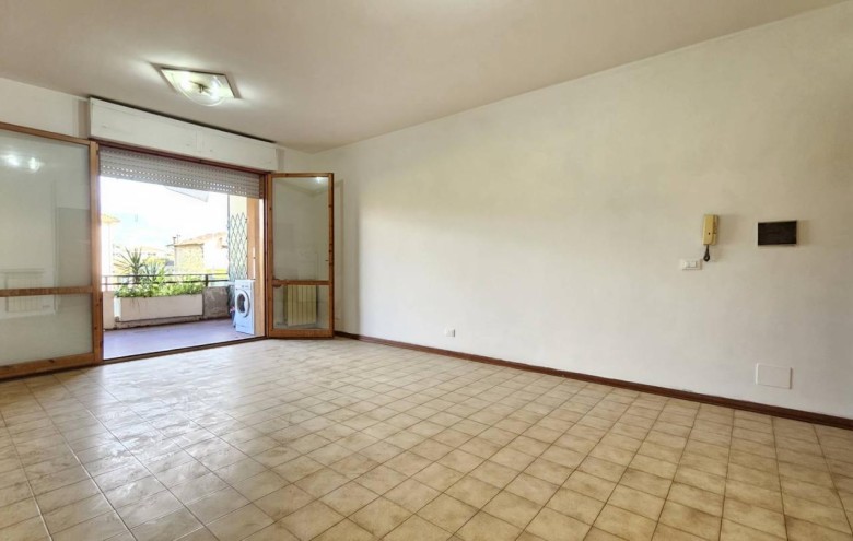 Appartamento in vendita a Massa