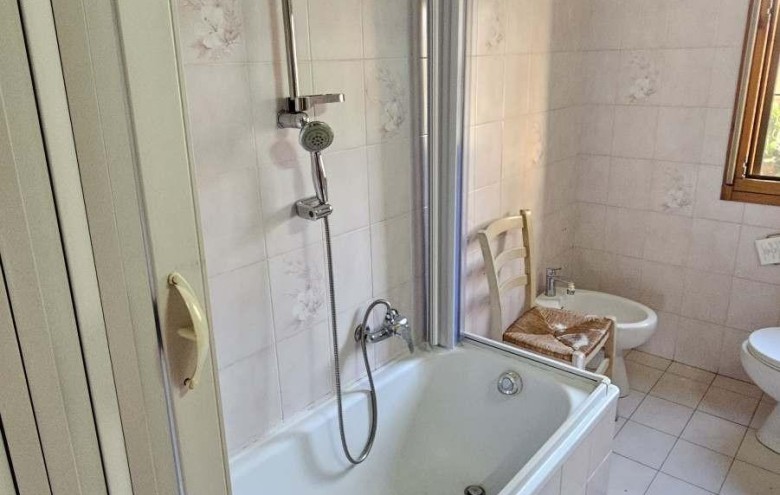 Appartamento in vendita a Massa