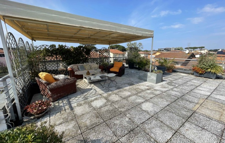 Attico in vendita a Camaiore