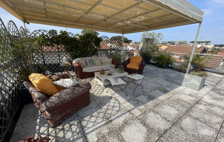 Attico in vendita a Camaiore