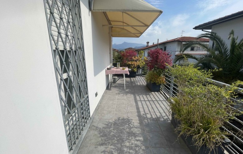 Attico in vendita a Camaiore