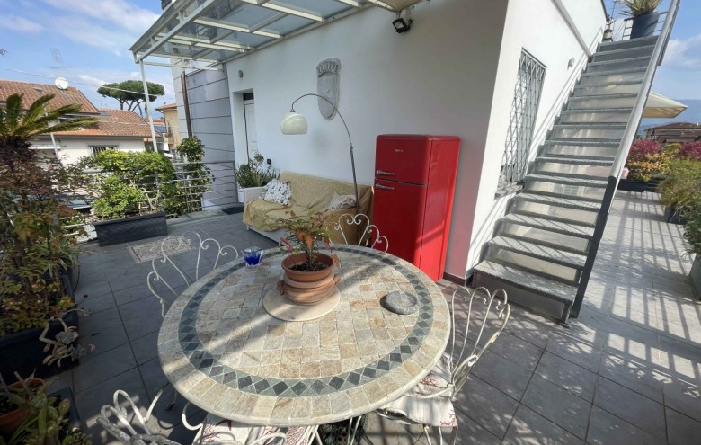 Attico in vendita a Camaiore