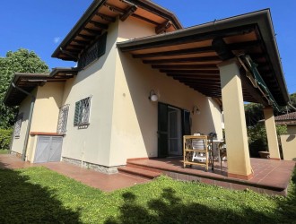 Villa singola in vendita a Marina di Pietrasanta