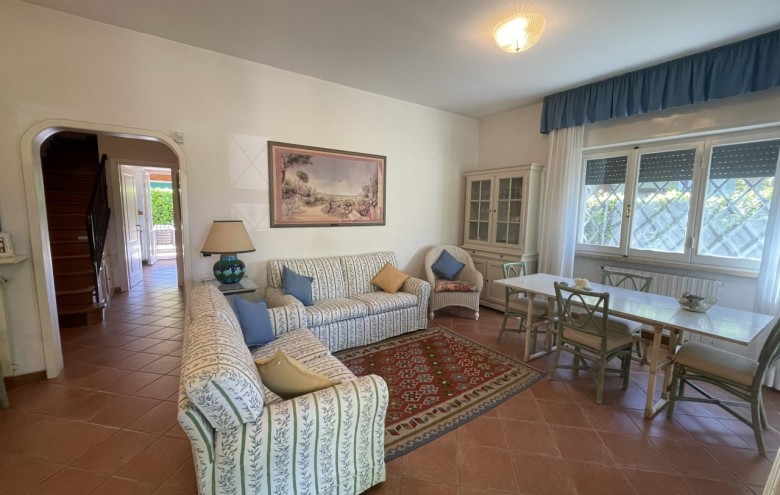 Villa singola in vendita a Pietrasanta