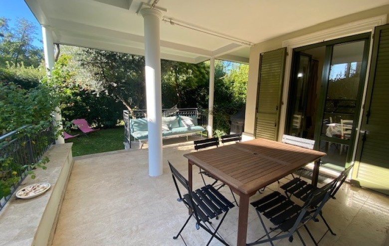 Bifamiliare in vendita a Pietrasanta