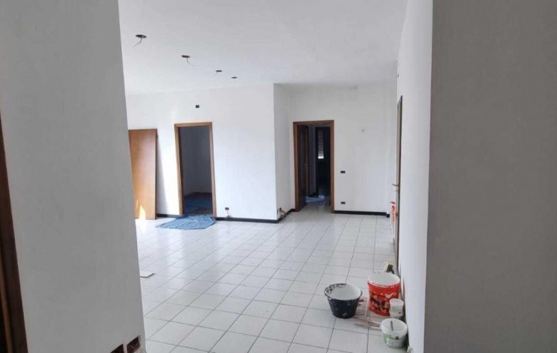 Appartamento in vendita a Massa