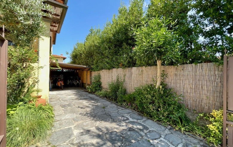 Villa singola in vendita a Pietrasanta