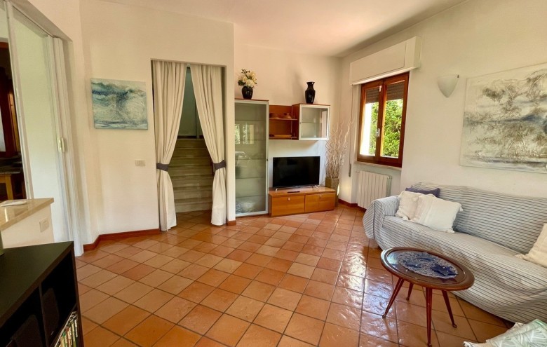 Villa singola in vendita a Pietrasanta