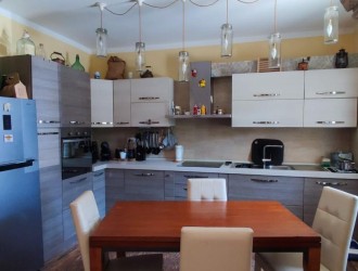 Appartamento in vendita a Romagnano