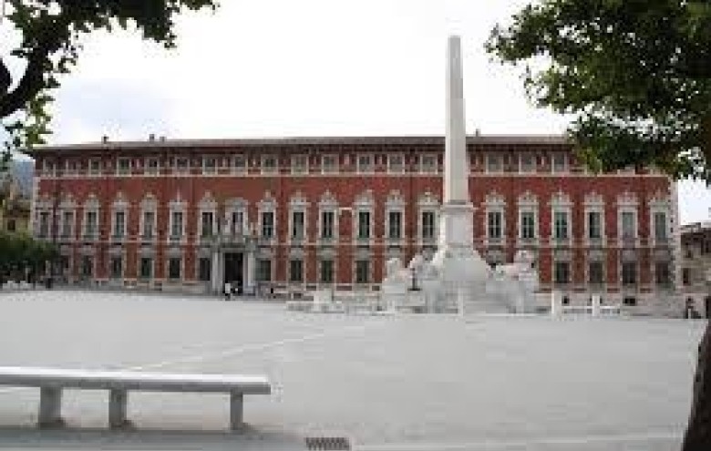 Appartamento in vendita a Massa