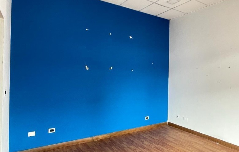 Fondo Commerciale in vendita a Massa